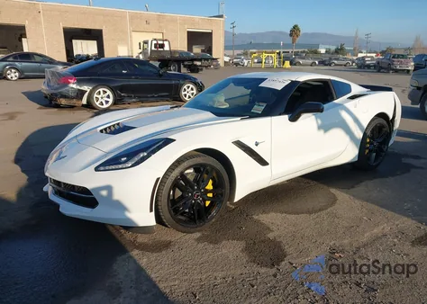 2015 Chevrolet Corvette Stingray из США, поврежденный, VIN 1G1YB2D73F5104129